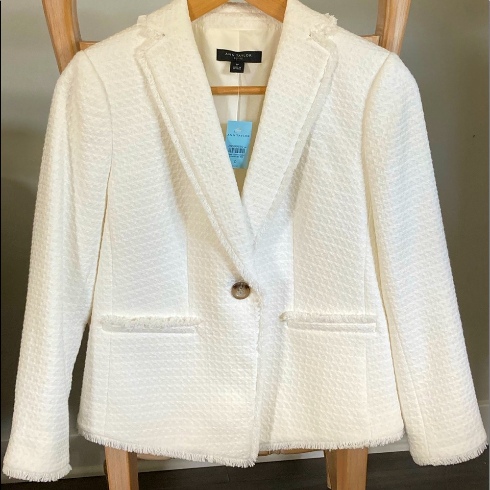Ann Taylor, size 0 Petite Newbury Blazer